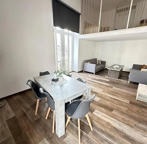 Palac Anezka B1 *