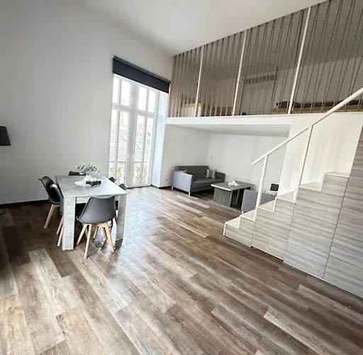 Palac Anezka B1