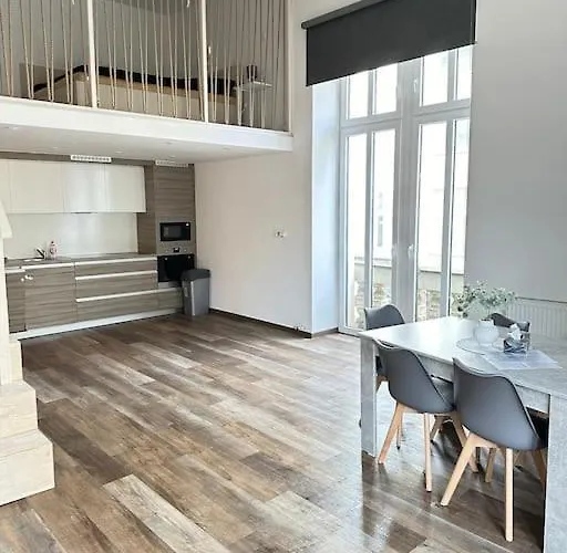 Apartamento Palac Anezka B1 *